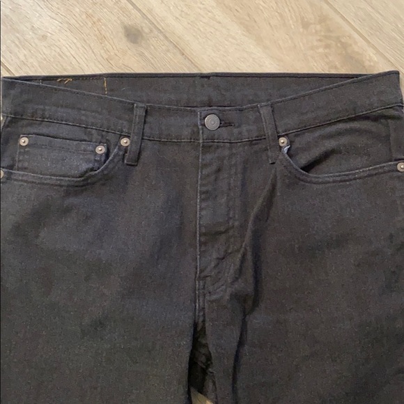 Men’s Straight Leg Levi’s - Picture 4 of 4